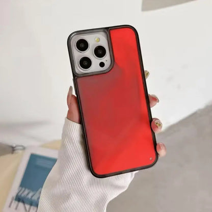 Świecące etui do iPhone