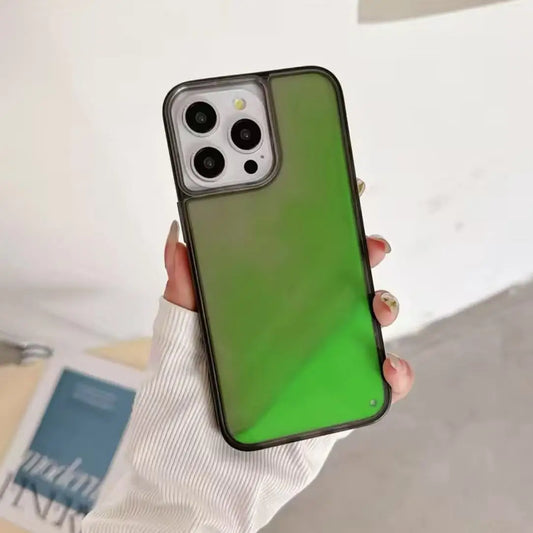 Świecące etui do iPhone